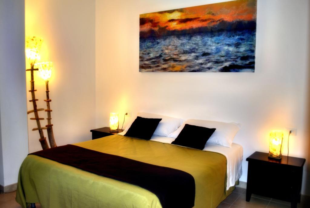 Il Rifugio Di Hazel Bed and Breakfast San Vito Lo Capo Værelse billede